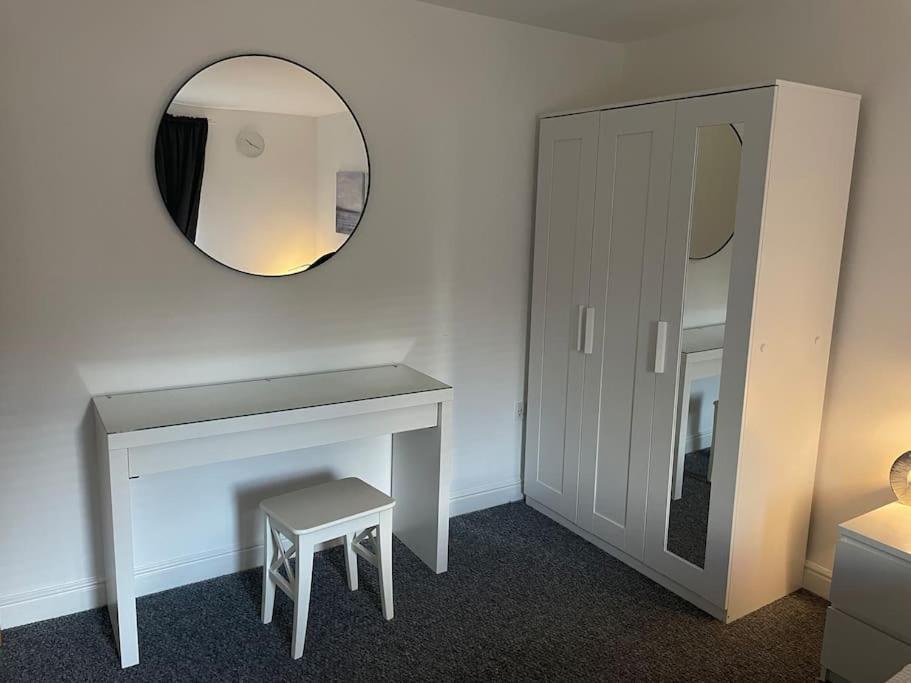 Flamingo Apartments Woolwich Free Parking And Wi-Fi Londra Exterior foto